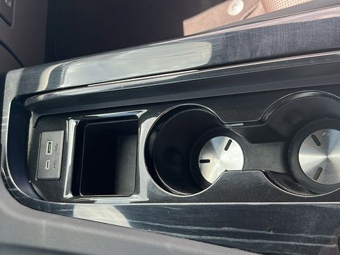 Used 2024 Cadillac Escalade Sport image 29