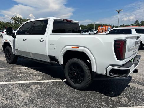 New 2026 GMC Sierra 2500 AT4 w/ AT4 Premium Plus Package AWD/4WD image 30