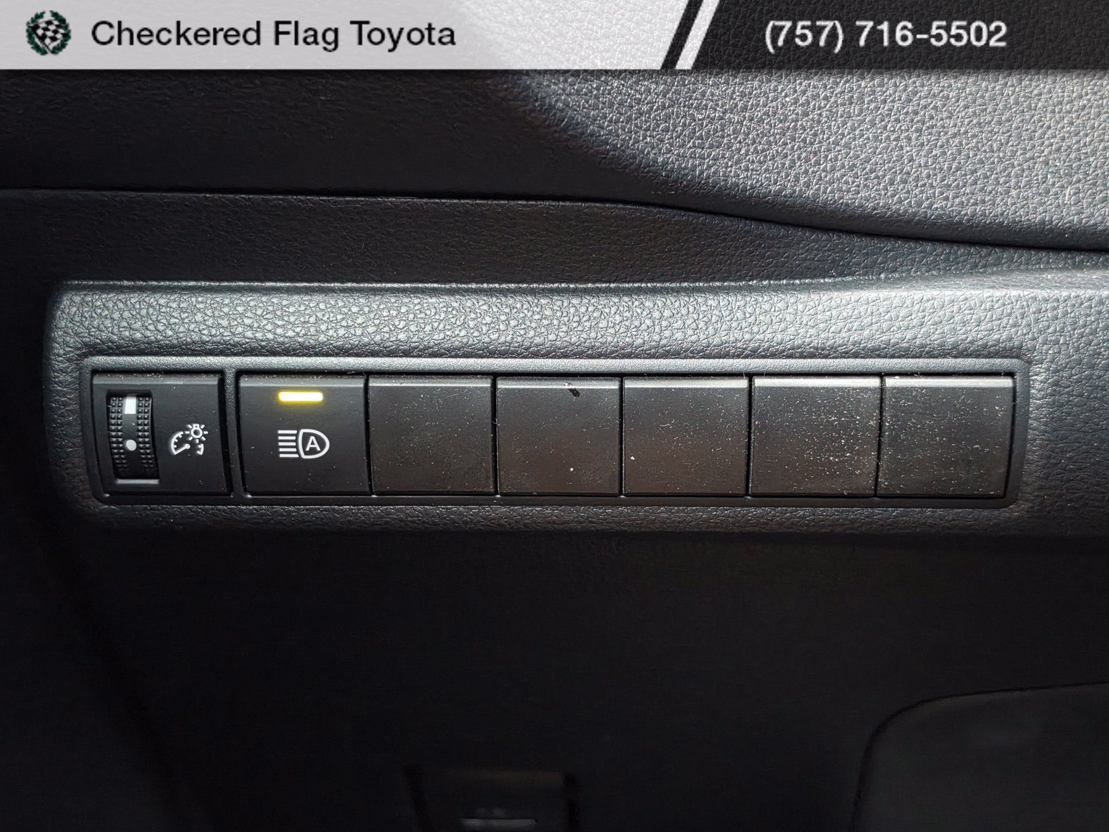 Used 2024 Toyota Corolla Sedan w/ SE Convenience Package FWD image 10
