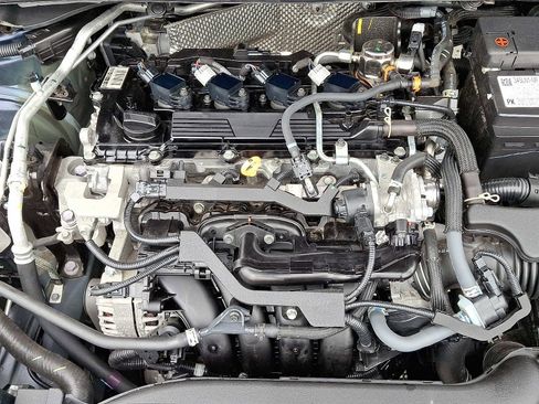 Used 2024 Toyota Corolla LE image 27