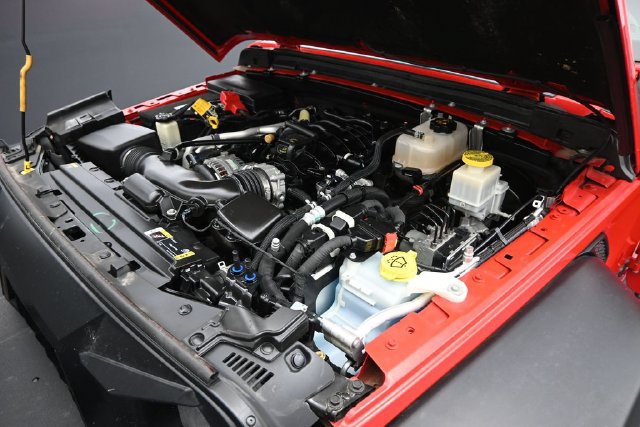 Used 2022 Jeep Gladiator Sport AWD/4WD image 41