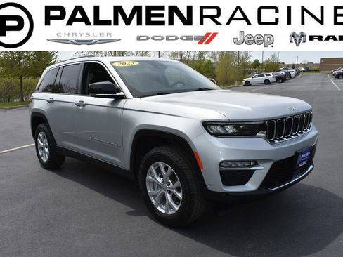 Used 2023 Jeep Grand Cherokee Limited w/ Luxury Tech Group II AWD/4WD image 1