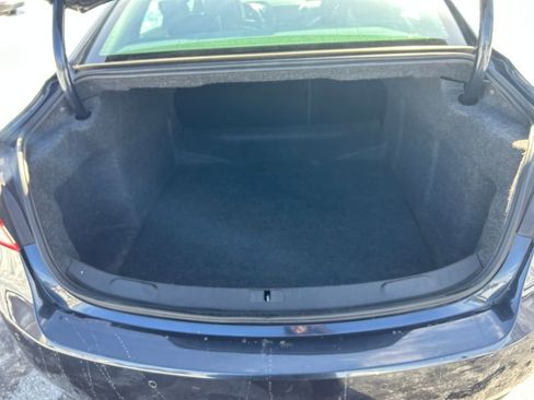 Used 2014 Chevrolet Impala LT w/ Convenience Package image 26