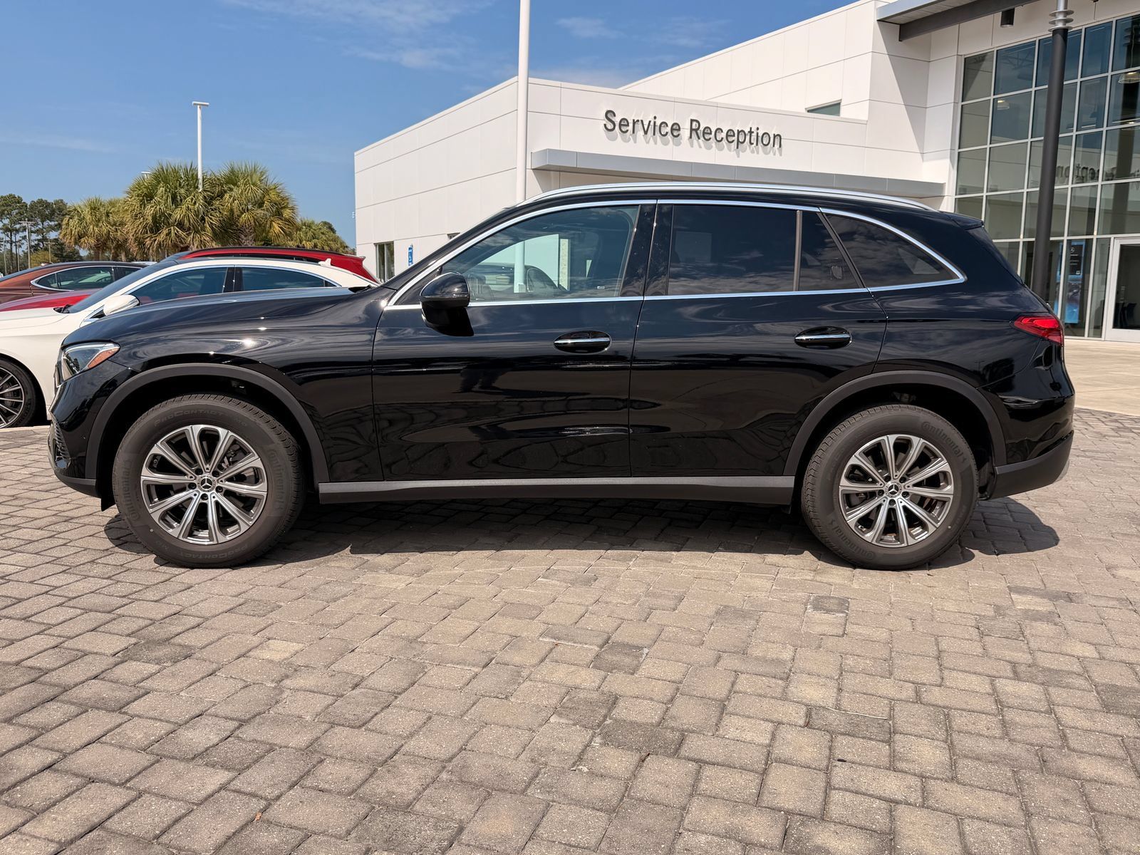Used 2025 Mercedes-Benz GLC 300 image 11
