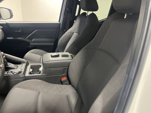 Used 2024 Toyota Tacoma SR5 image 9