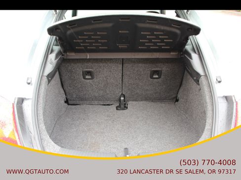 Used 2012 Volkswagen Beetle 2.5 image 16