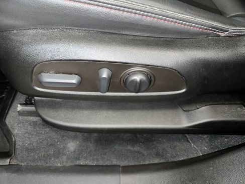 Certified 2022 Chevrolet Traverse RS w/ LPO, Floor Liner Package image 3