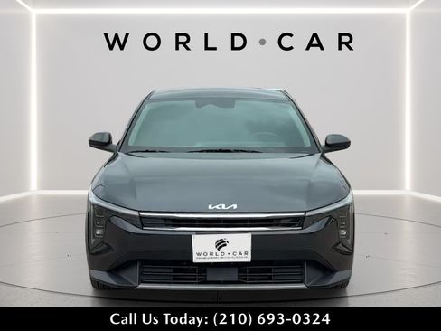 Certified 2025 Kia K4 EX FWD image 2