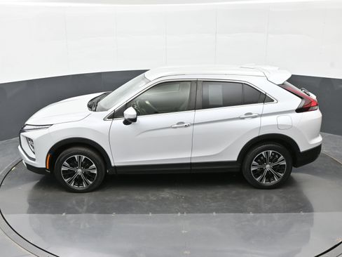 Used 2022 Mitsubishi Eclipse Cross SEL AWD/4WD image 42