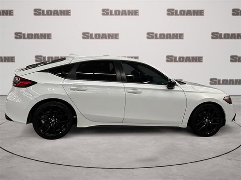 Used 2023 Honda Civic Sport image 6