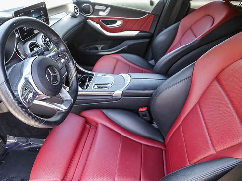 Used 2023 Mercedes-Benz GLC 300 4MATIC Coupe image 17