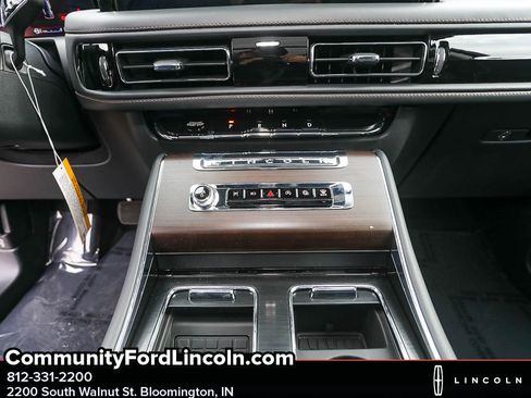 New 2026 Lincoln Aviator Reserve image 17