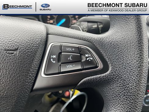 Used 2017 Ford Escape SE image 12