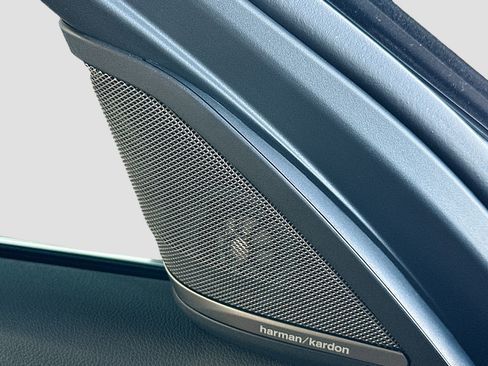 Certified 2023 BMW 530i w/ Premium Package image 19