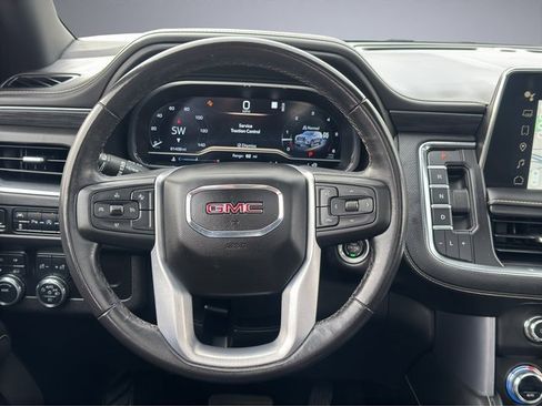 Used 2023 GMC Yukon SLT image 15