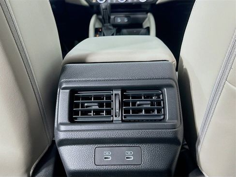 Certified 2025 Honda Accord EX-L image 35