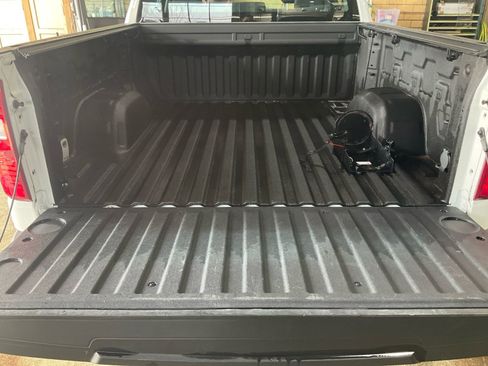 Used 2024 Chevrolet Silverado 1500 W/T w/ Z71 Off-Road Package image 25