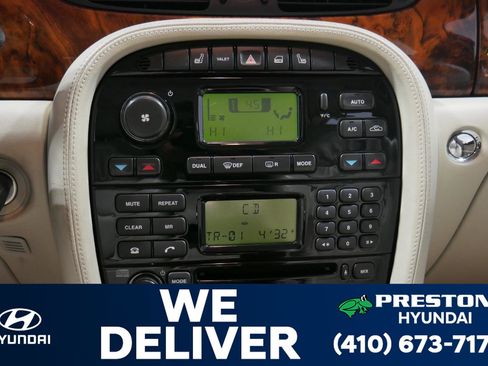 Used 2005 Jaguar XJ Vanden Plas image 21