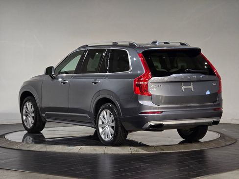 Used 2017 Volvo XC90 T6 Momentum w/ Vision Package image 7
