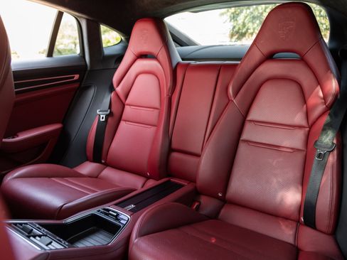 Certified 2020 Porsche Panamera GTS image 29