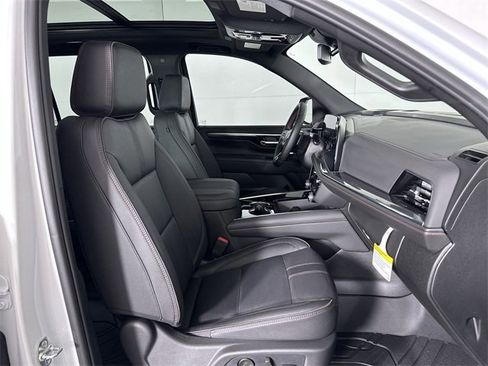 New 2026 Chevrolet Suburban RST w/ Comfort Package image 29