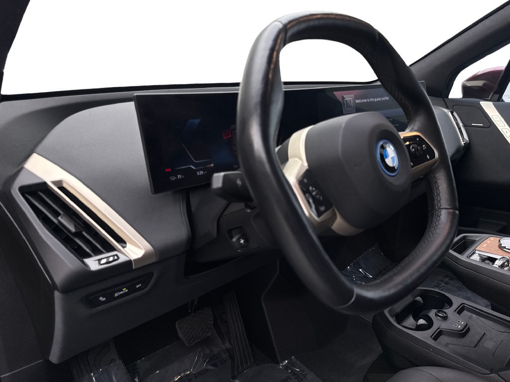 Used 2024 BMW iX xDrive50 w/ Premium Package AWD/4WD image 51