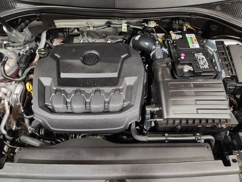 Used 2022 Volkswagen Tiguan SE FWD image 52