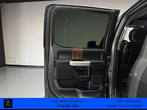 Used 2018 Ford F150 Lariat w/ Equipment Group 502A Luxury RWD image 13