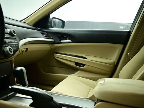 Used 2012 Honda Accord LX image 26