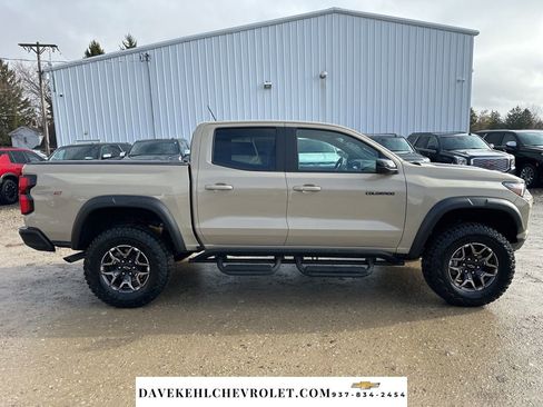 Used 2024 Chevrolet Colorado ZR2 image 6