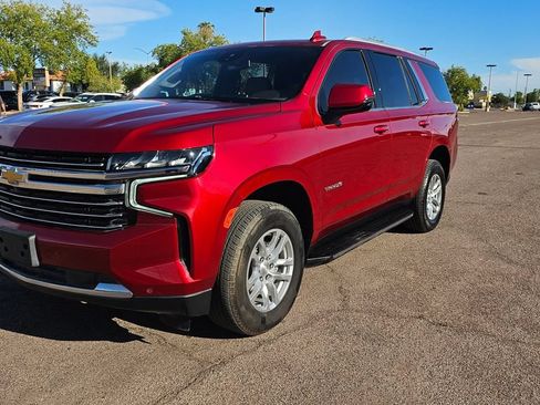 Used 2023 Chevrolet Tahoe LT w/ Luxury Package RWD image 4