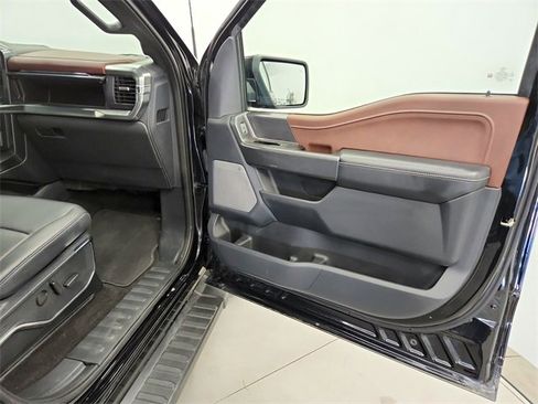 Used 2022 Ford F150 Lariat image 36