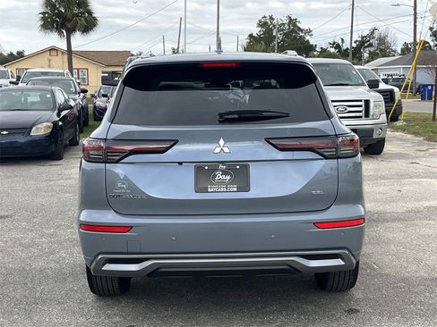 New 2026 Mitsubishi Outlander SEL image 4