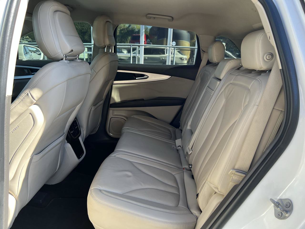 Used 2020 Lincoln Nautilus Premier w/ Equipment Group 101A AWD/4WD image 12