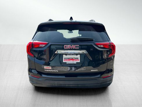 Used 2020 GMC Terrain SLE w/ Driver Convenience Package image 7