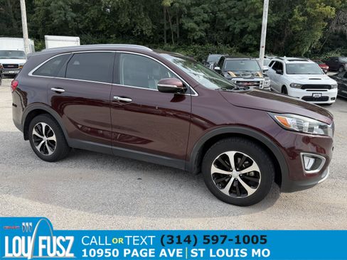 Used 2017 Kia Sorento EX FWD image 1