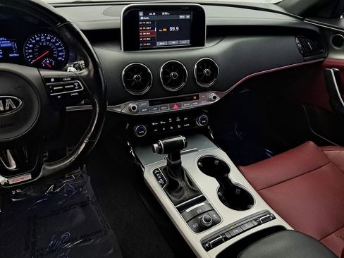 Used 2020 Kia Stinger GT image 15