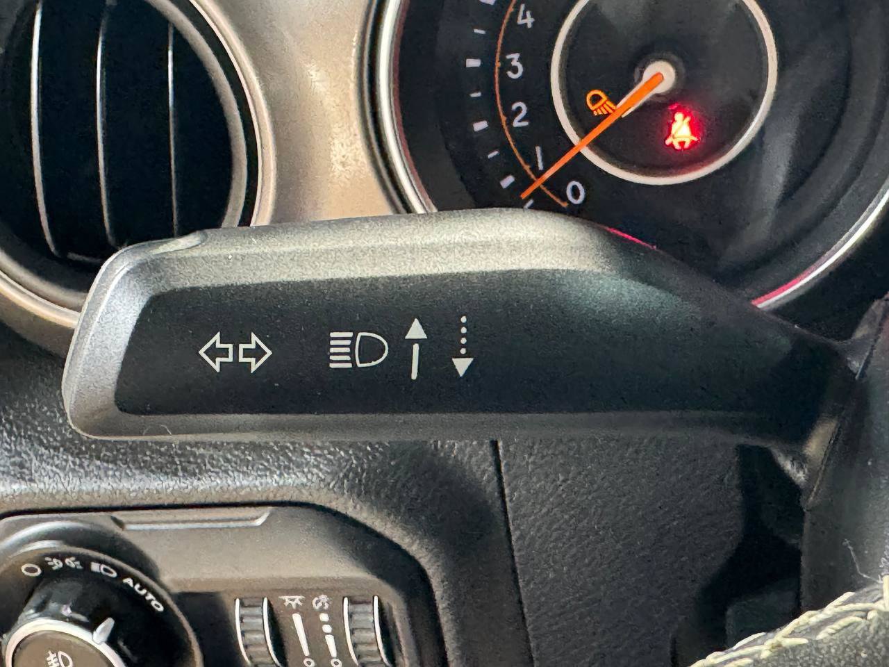 Used 2020 Jeep Gladiator Sport w/ Quick Order Package 24S AWD/4WD image 18