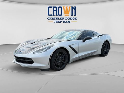 Used 2017 Chevrolet Corvette Stingray Coupe w/ Carbon Flash Badge Package RWD image 7