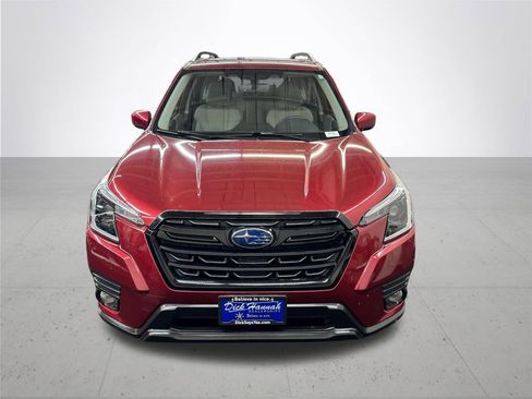 Used 2023 Subaru Forester Premium AWD/4WD image 11