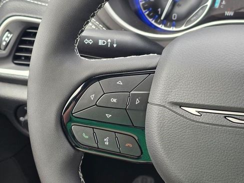 New 2027 Chrysler Pacifica Limited AWD/4WD image 27