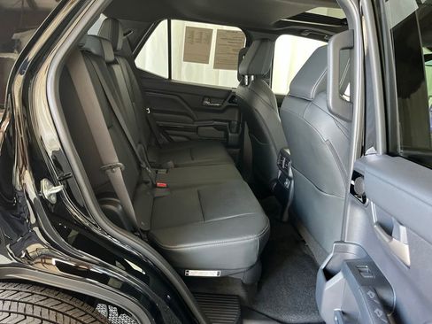Used 2026 Toyota 4Runner Limited AWD/4WD image 25