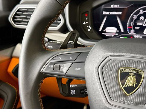 Used 2024 Lamborghini Urus S AWD/4WD image 23