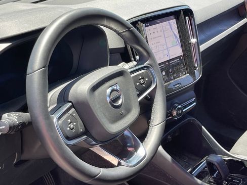 Used 2023 Volvo XC40 Recharge Plus AWD/4WD image 8
