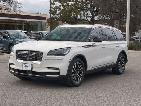 Used 2023 Lincoln Aviator Reserve w/ Elements Package Plus image 7