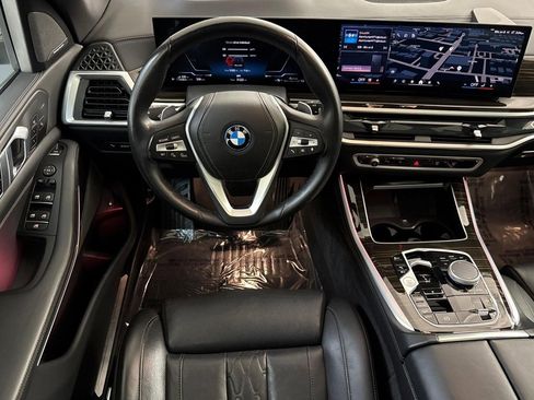 Used 2025 BMW X5 xDrive50e AWD/4WD image 27