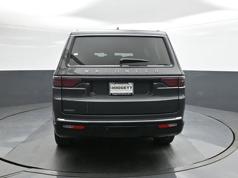 New 2025 Jeep Wagoneer Series II w/ Convenience Group I image 8