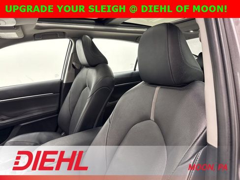 Used 2024 Toyota Camry XSE image 17