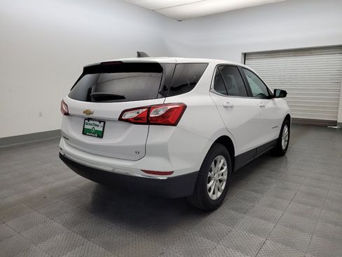 Used 2021 Chevrolet Equinox LT FWD image 9