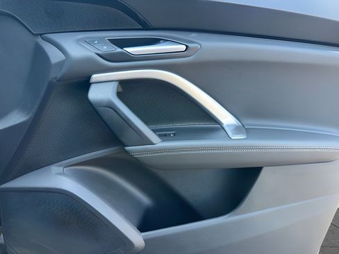 Certified 2025 Audi Q5 Premium AWD/4WD image 40